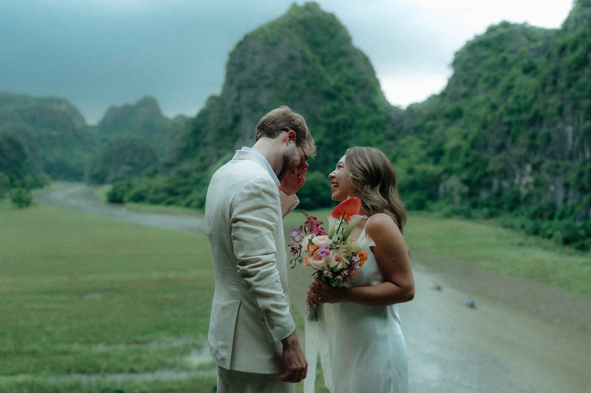 ninh binh vietnam elopement